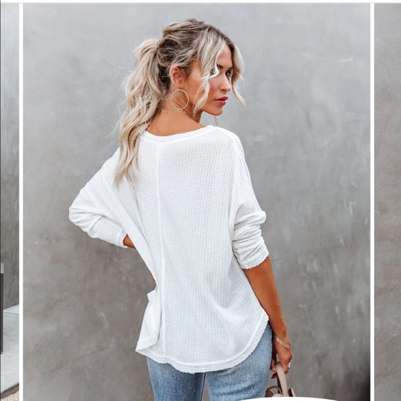 VICI-NWT.  Thermal knit top - WHITE, XS - Picture 9 of 10